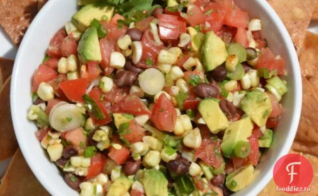 Salsa De Porumb La Grătar Și Fasole Neagră