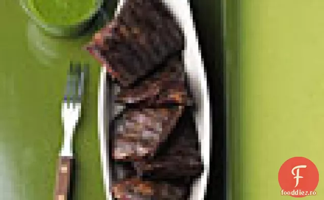 Friptură de fustă cu sos de usturoi coriandru