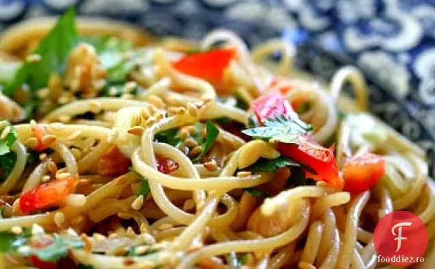 Salată De Vermicelli De Susan Și Coriandru