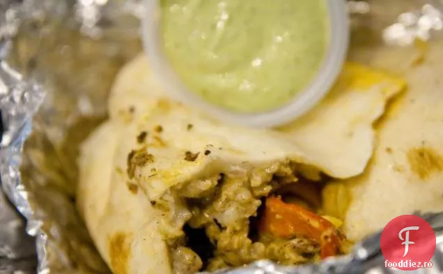Philly-Rito! cu sos de coriandru smântână