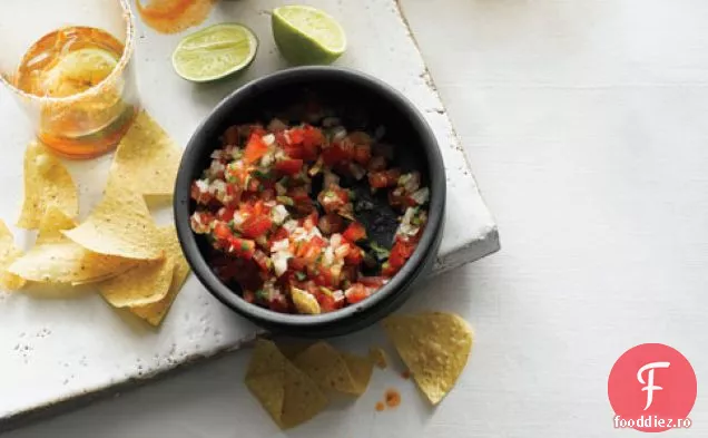 Salsa de tomate-serrano
