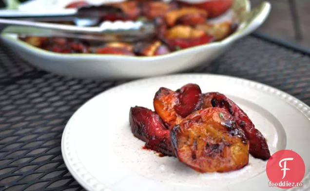 Piersici Cu Busuioc Cu Miere La Grătar