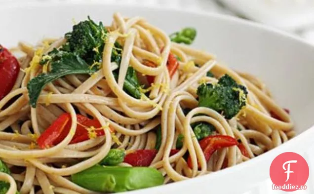 Linguine Cu Broccoli Și Ardei Prăjiți
