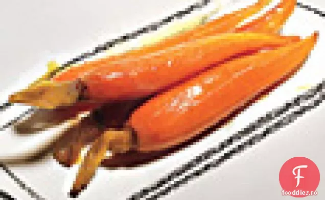Baby morcov Confit cu suc de portocale și chimen