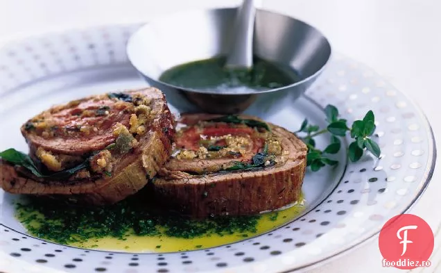 Friptură de flanc rulată cu Prosciutto și busuioc