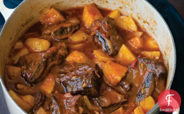 Tocană de vită cu coaste scurte de Paprika