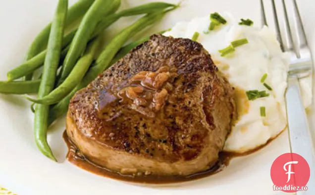 Filet mignon cu sos de Port și muștar
