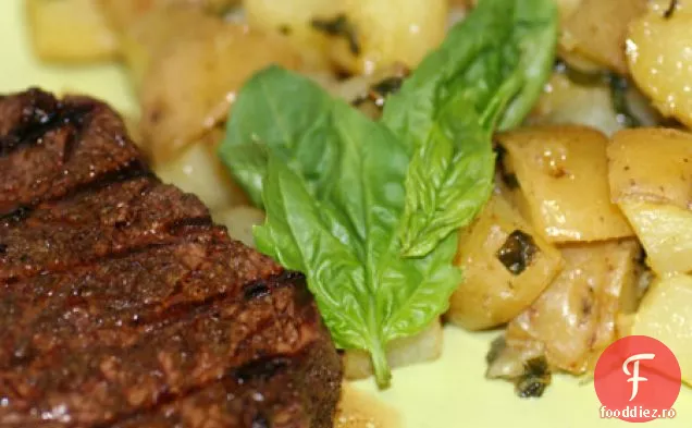 Cumin Frecat Muschiulet Cu Busuioc Cartofi Prăjiți