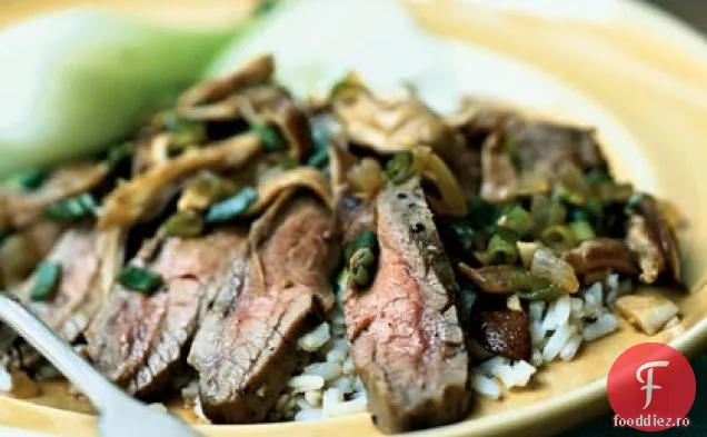 Friptură de flanc cu sos de ciuperci Shiitake