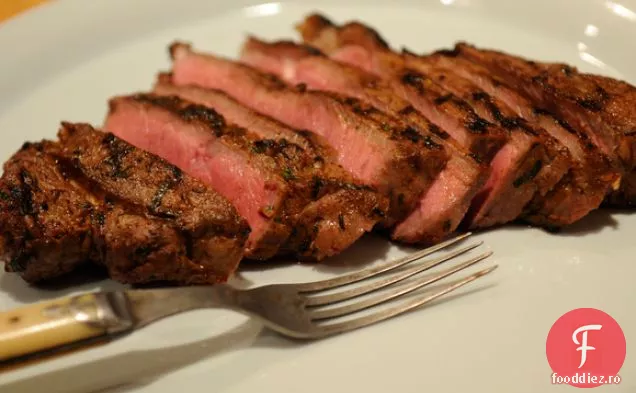 Friptură Pentru Un Grătar Din Curtea Din Brooklyn