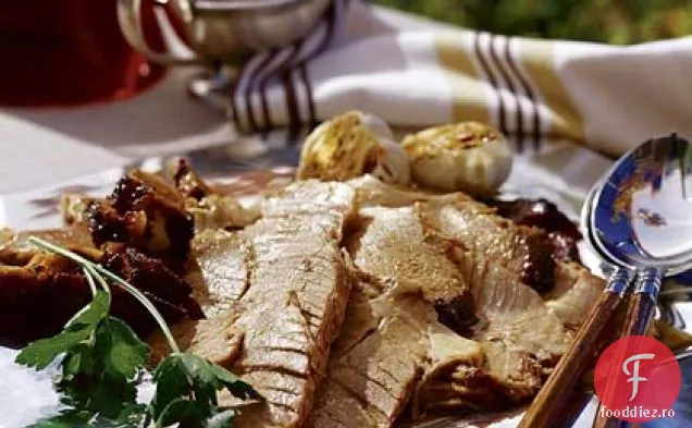 Umăr De Porc Prăjit Lent