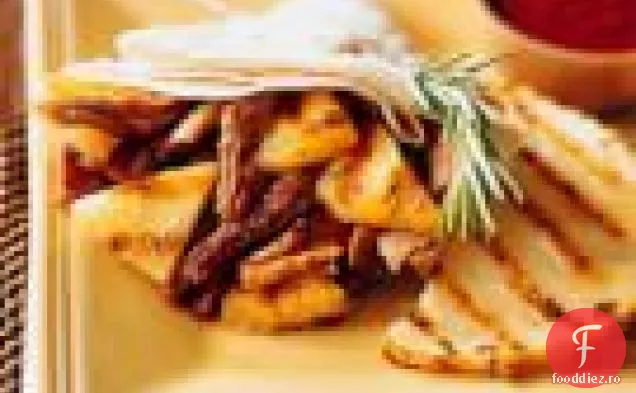 Carne de porc prăjită lent cu ananas la grătar și sos Chipotle