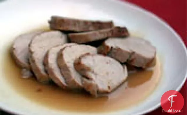 Cina in seara asta: muschiulet de porc cu rubarbă, pere, rozmarin și miere