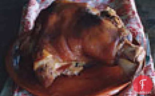 Umăr de porc prăjit cu usturoi