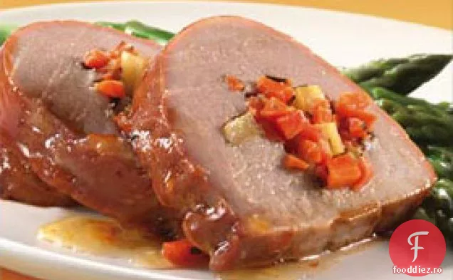 Filet de porc umplut cu glazură portocalie