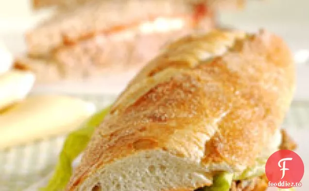 Sandwich cu carne de curcan Martha