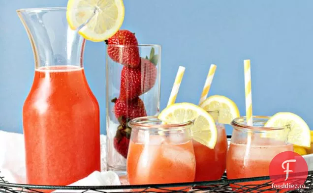 Limonadă De Căpșuni De Casă