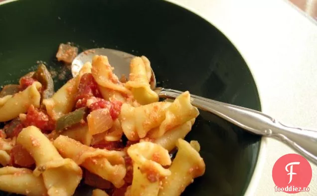 Paste Cremoase Cu Roșii, Slănină Și Ricotta