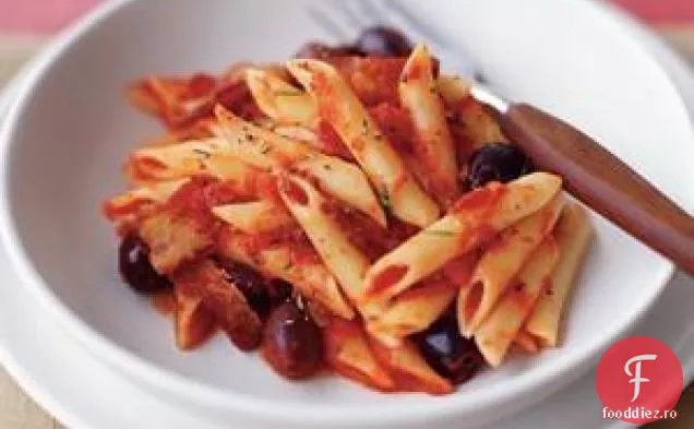 Penne Cu Slănină Și Măsline Negre