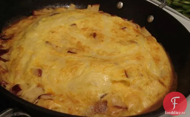 Frittata cu mere-cheddar-bacon