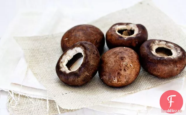 Ciuperci Portabella Prăjite Balsamice Și Cimbru