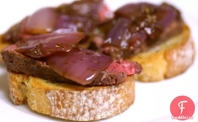 Bistecca cu Crostini de ceapă prăjită Balsamic