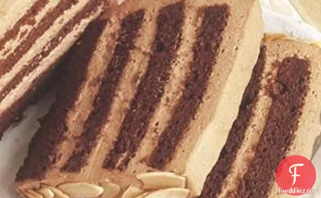 Tort De Paște Cu Cremă De Ciocolată