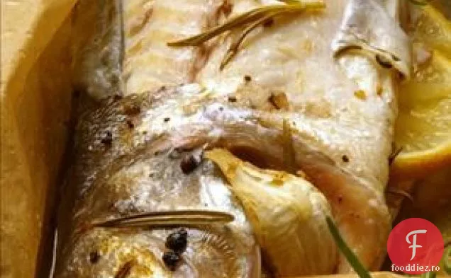 Loup de mer En Papillote (biban de mare copt învelit în hârtie)