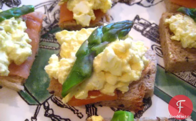 Sparanghel mormăit cu somon de lămâie