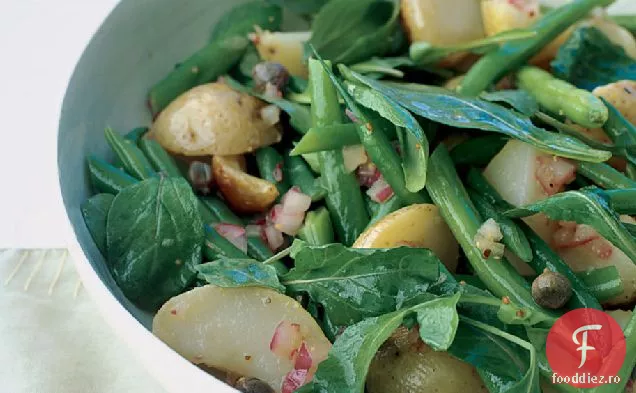 Salată de rucola cu cartofi și fasole verde