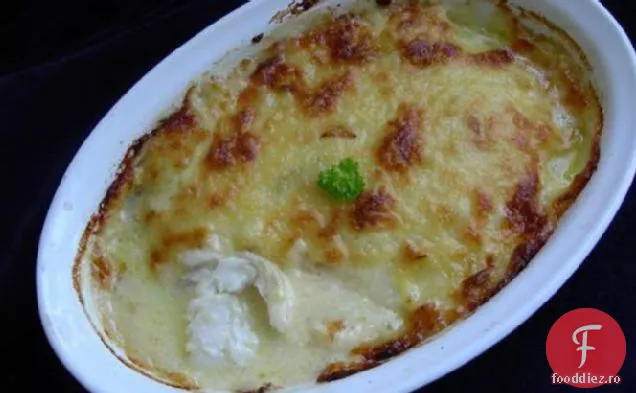 Cod la cuptor din New England în sos de brânză