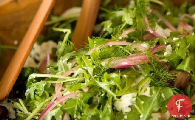 Salată de rucola cu măsline, Feta și mărar