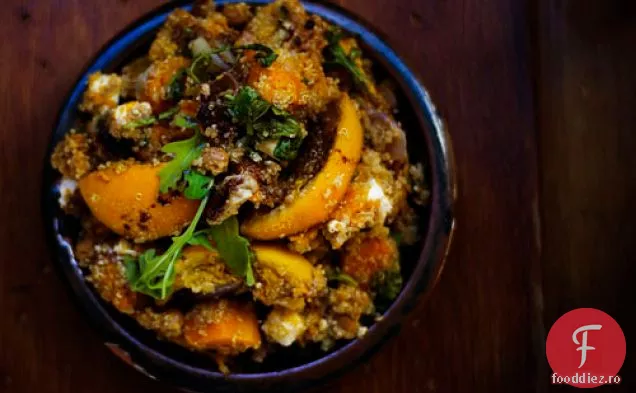 Salată De Quinoa Cu Dovleac Prăjit Și Portocală