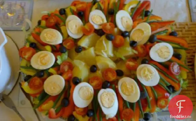 Salată De Somon Afumat (În Stil Nicoise)