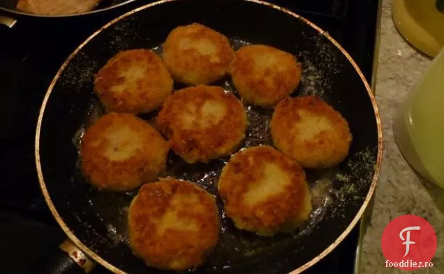 Halibut ars cu ceapă de primăvară Walla Walla, fasole Fava și Sh