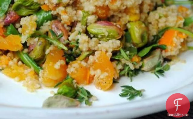 Cuscus Cu Fistic, Caise Și Rucola
