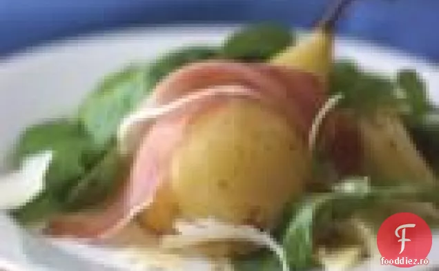 Salată De Pere Braconată Cu Rucola, Prosciutto Și Parmezan