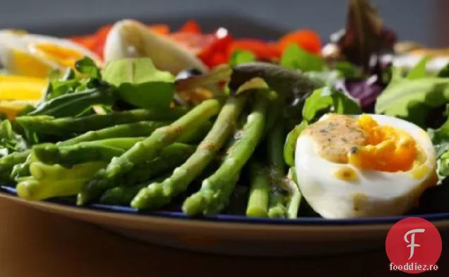 Salată De Primăvară Cu Vinetă De Tarhon