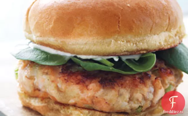 Burger de somon cu spanac pentru copii