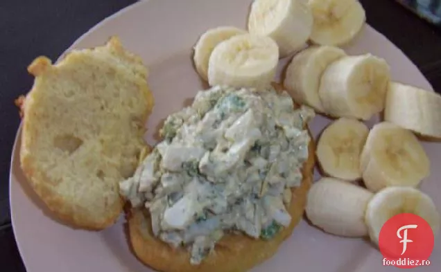 Pitas Umplute Cu Salată De Somon-Ou