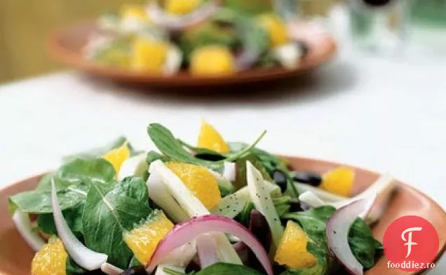 Salată de măsline de portocale, rucola și Kalamata