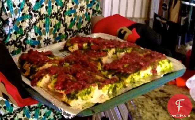 Burgeri De Somon Asiatic Cu Maioneză Wasabi Și Gust Asiatic