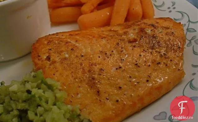 Somon afumat și Gruyere Panini