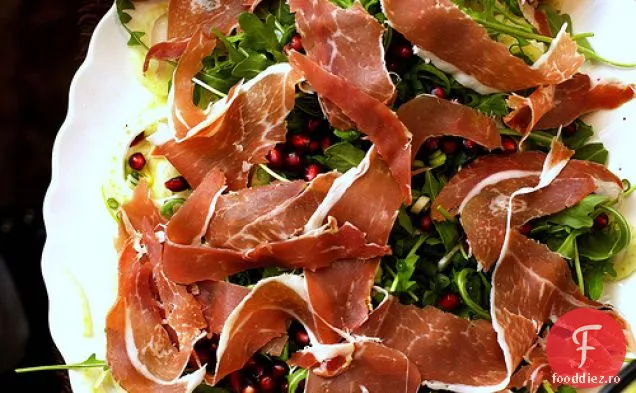 Salată De Fenicul, Prosciutto Și Rodie