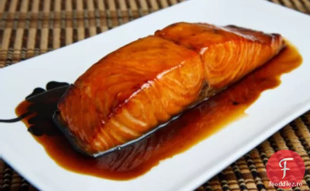 Somon Picant La Cuptor Cu Arțar