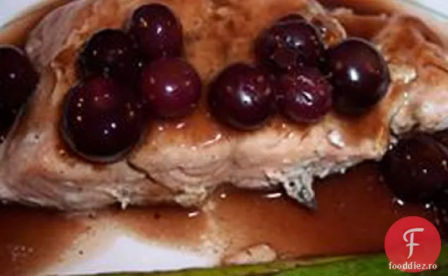 Fripturi de somon la grătar cu sos de afine savuros