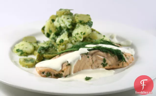 Păstrăv de somon Braconat în vin alb