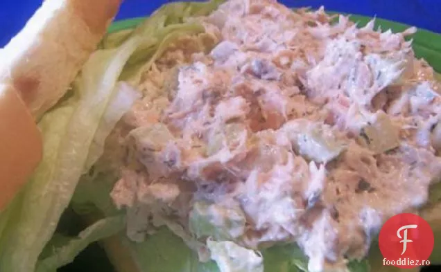 Salată De Somon