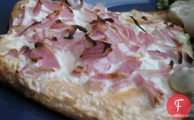 Somon poșat într-un sos de roșii și ardei iute