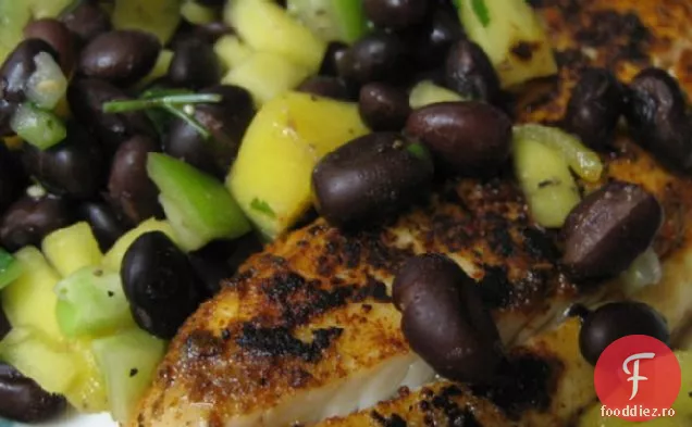 Tilapia Condimentată Cu Salsa De Fasole Neagră Mango